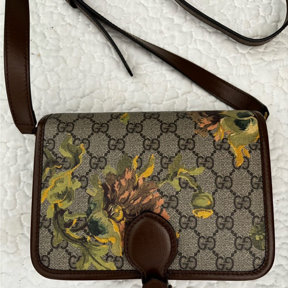 NEW GUCCI GG Supreme Monogram Carnation Shoulder Bag Cross Body Flora